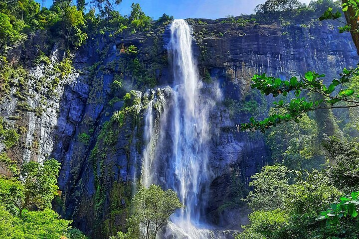 Ella Sri Lanka: A Complete Travel Guide to Mountains, Waterfalls and Scenic Train Journeys 4 Ella Sri Lanka